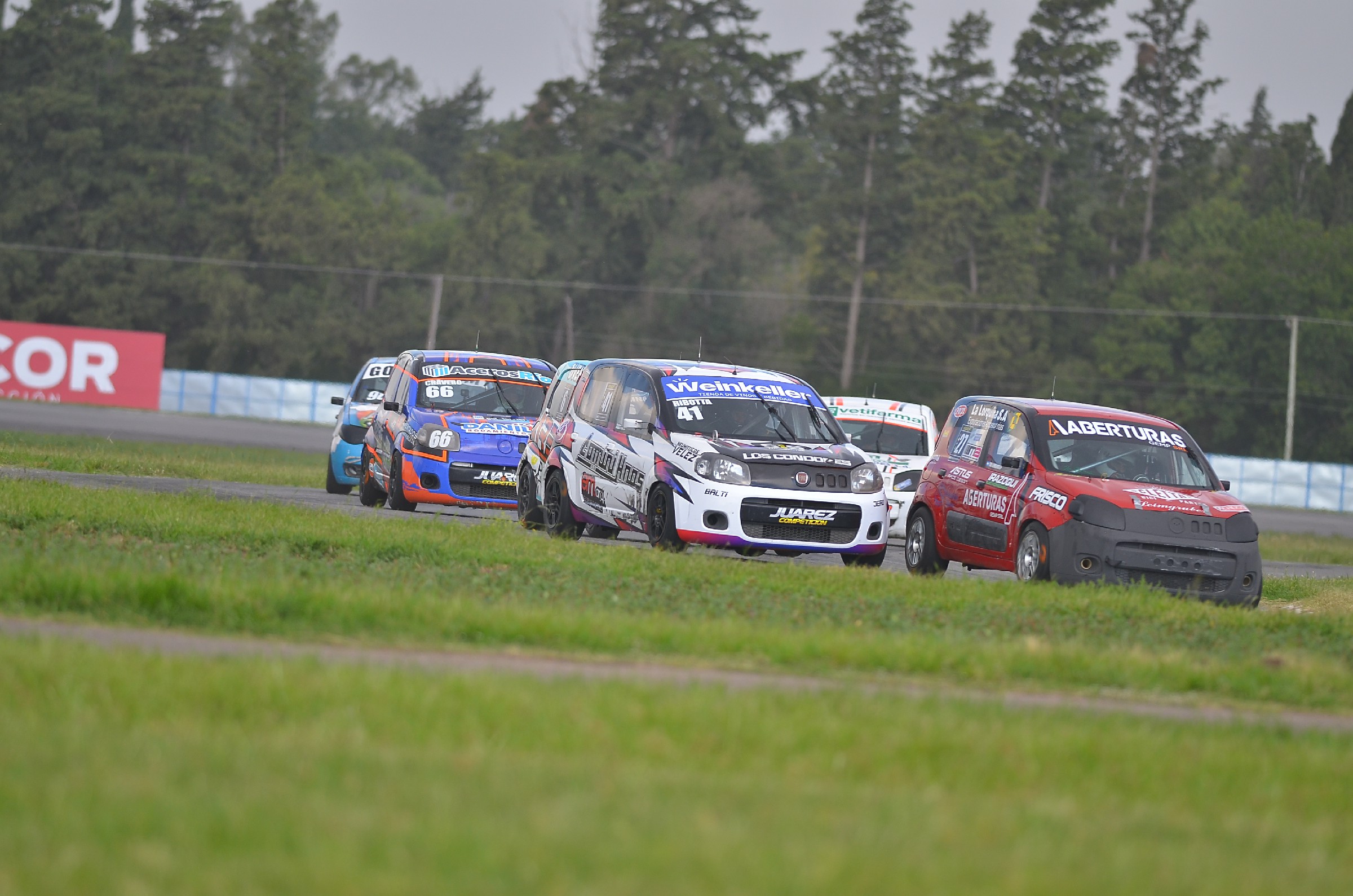 Todo el color del sábado del Córdoba Pista en Río Cuarto: SERIES SABADO (7).jpg